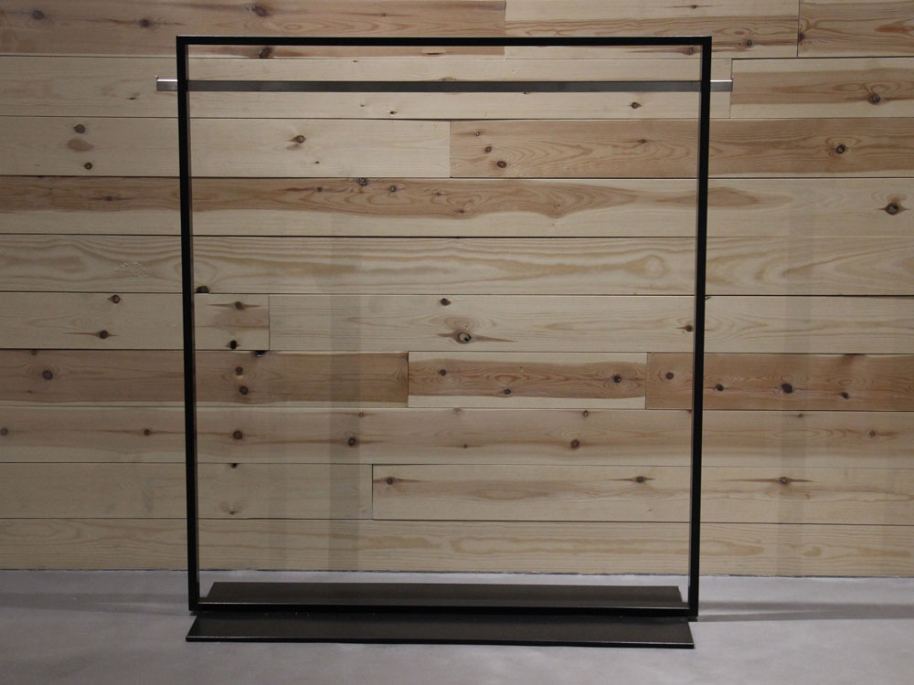 Percheros para tiendas de ropa Madrid MLY Equipamiento Comercial